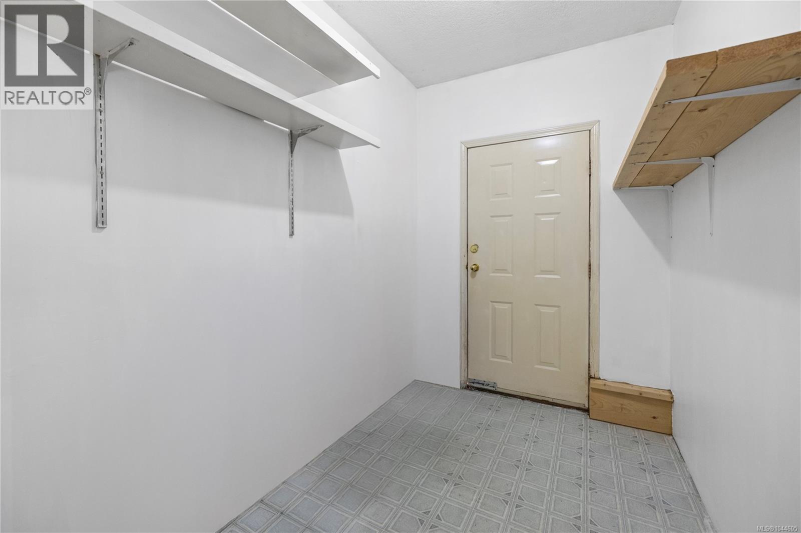 1810 Extension Rd - 35