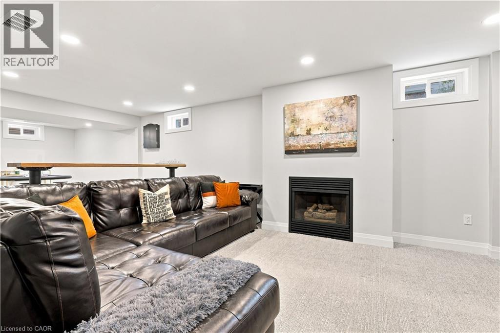 10 ROLLING ACRES Drive - Image 34