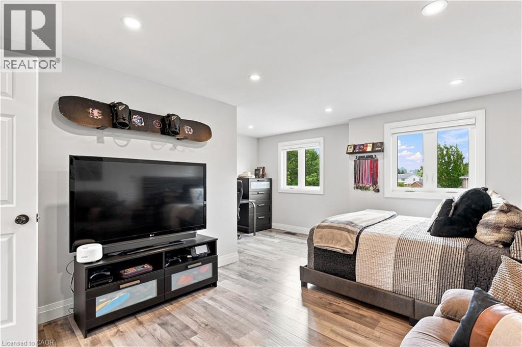 10 ROLLING ACRES Drive - Image 30