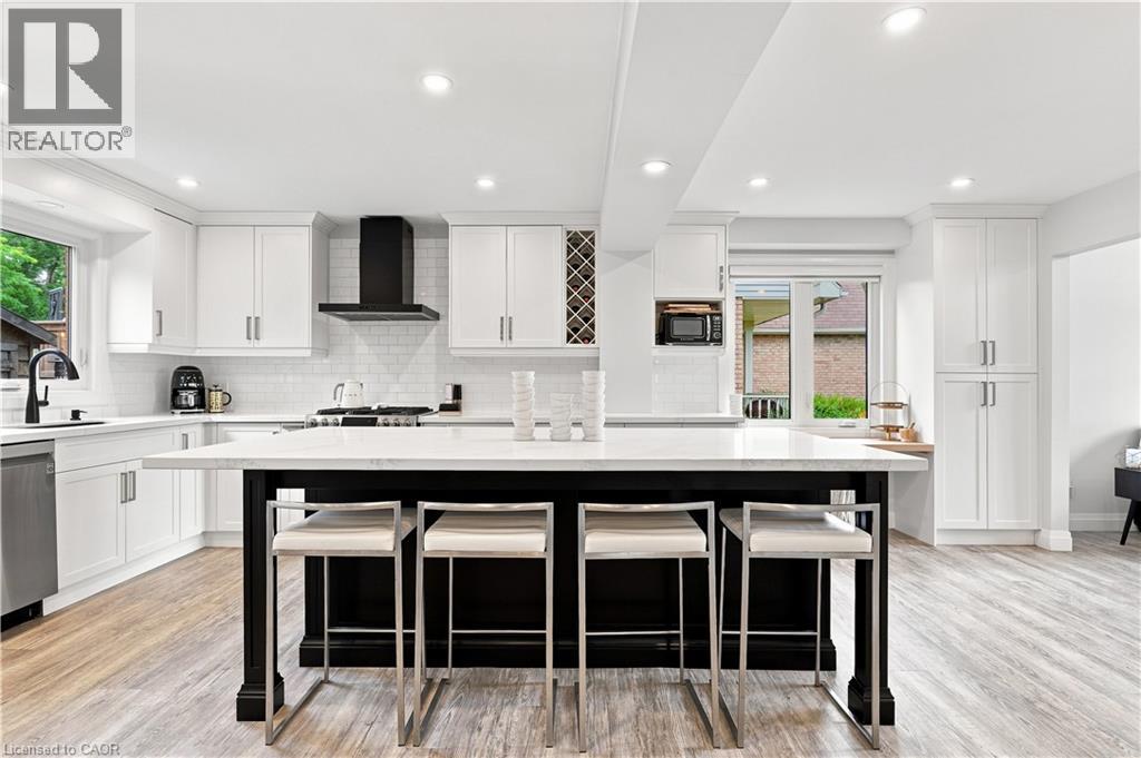 10 ROLLING ACRES Drive - Image 11