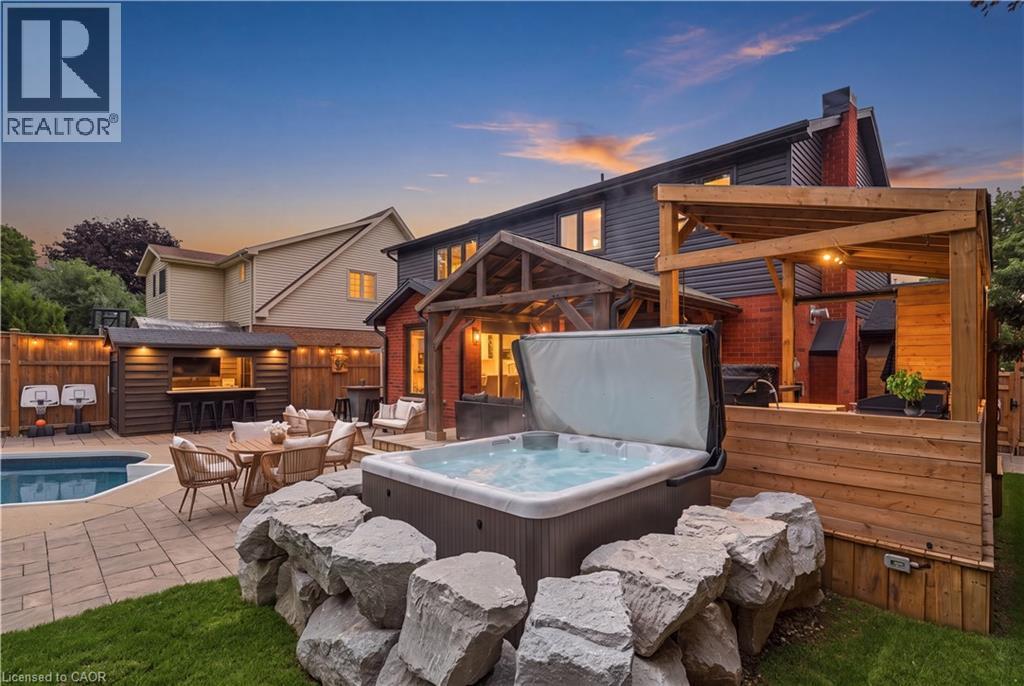 10 ROLLING ACRES Drive - 2