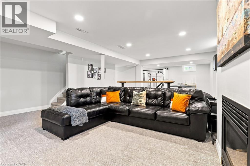 10 ROLLING ACRES Drive - Image 35