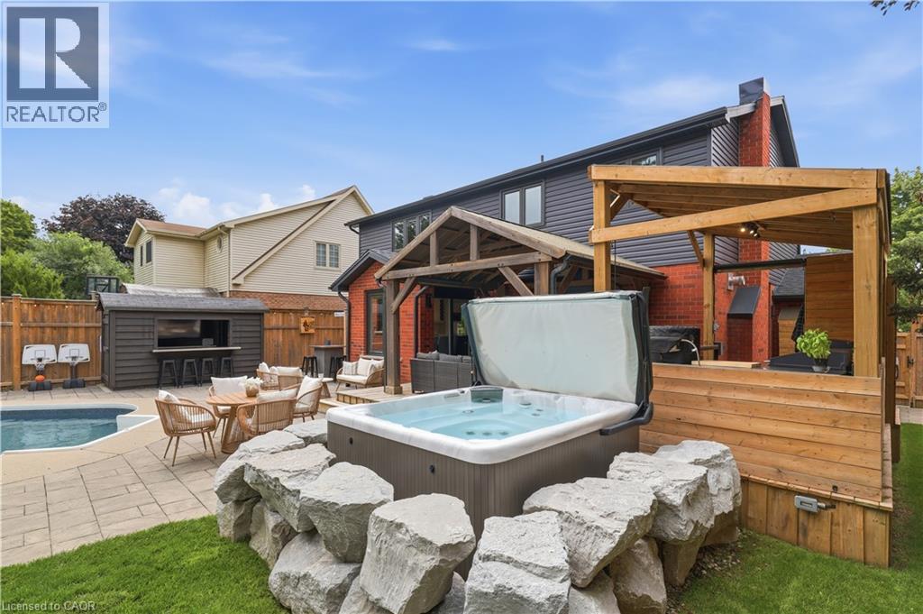 10 ROLLING ACRES Drive - Image 48