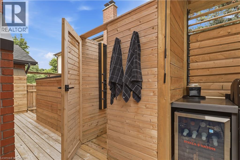 10 ROLLING ACRES Drive - 47