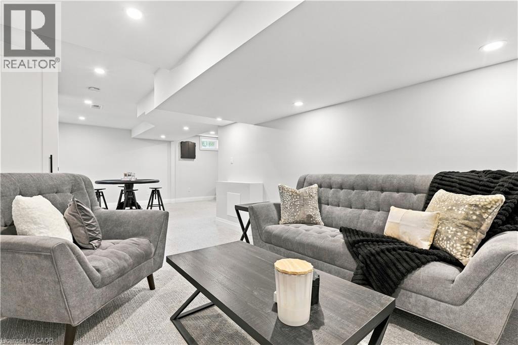 10 ROLLING ACRES Drive - Image 38