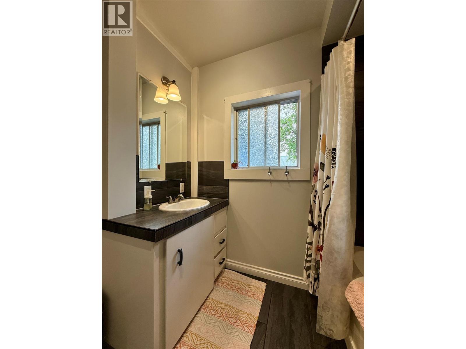 4 102ND Avenue - 28