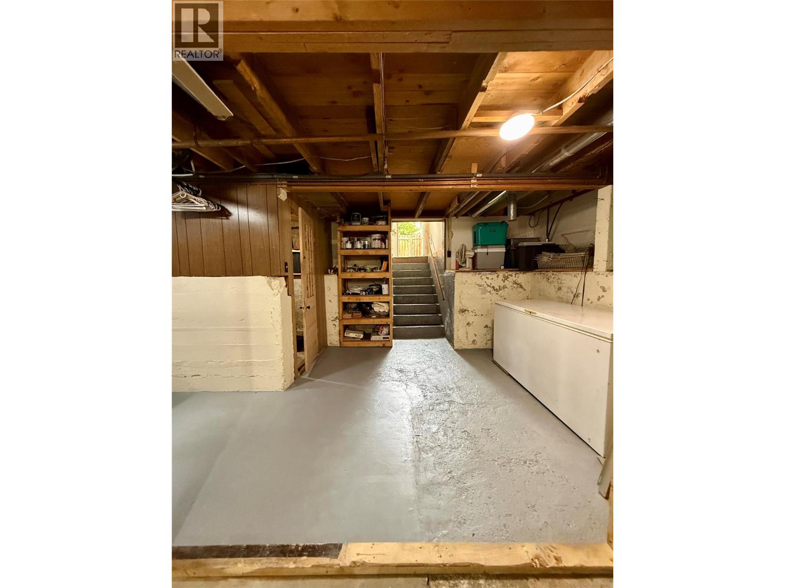 4 102ND Avenue - 33