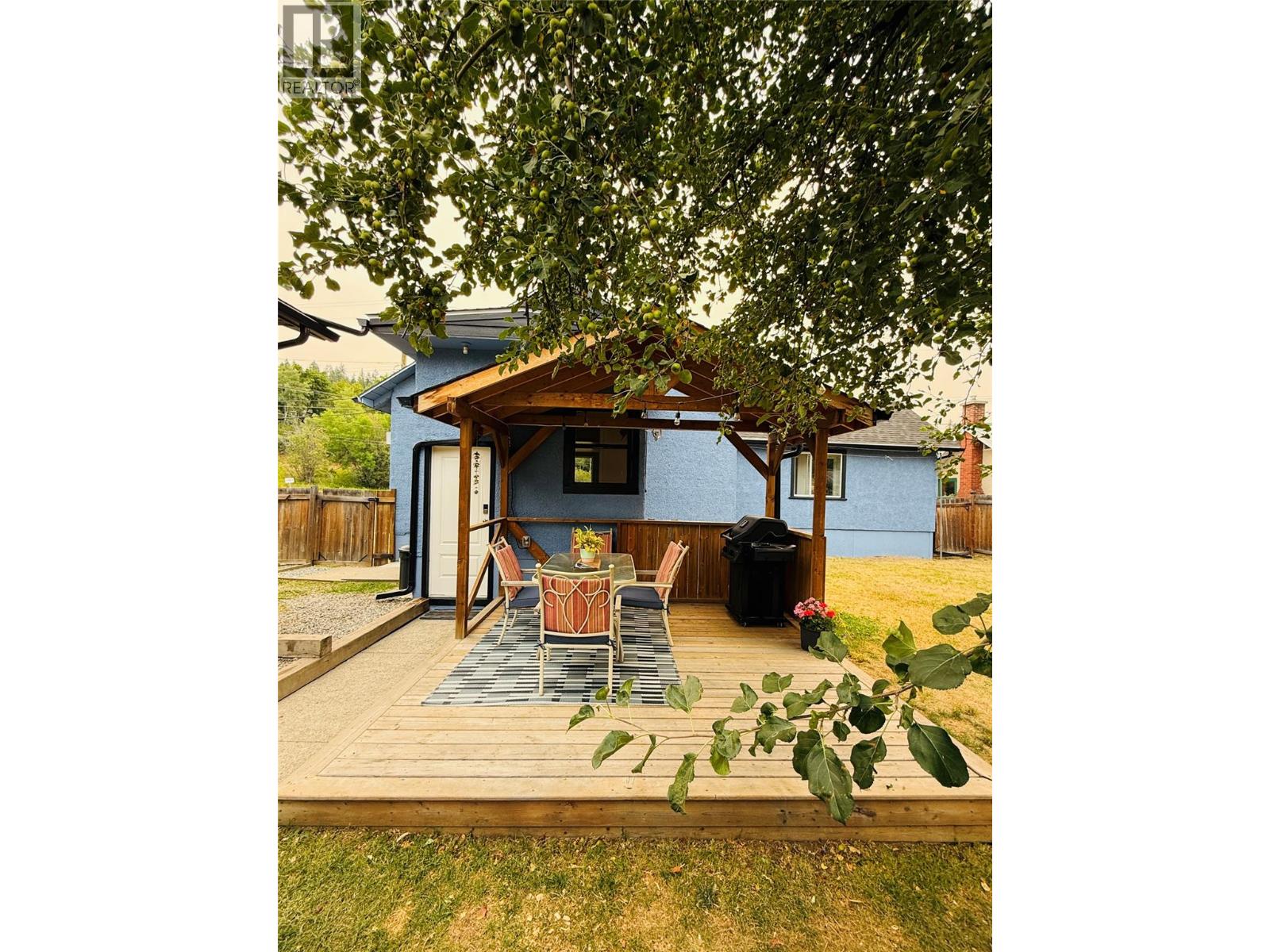 4 102ND Avenue - 7