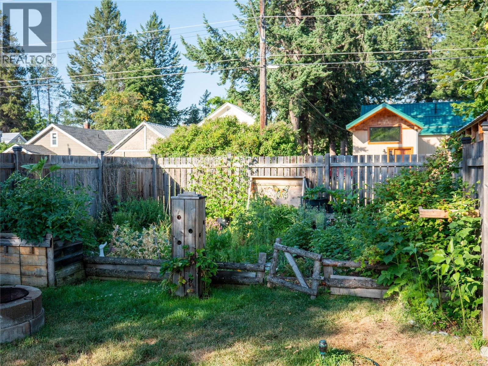 4 102ND Avenue - 5
