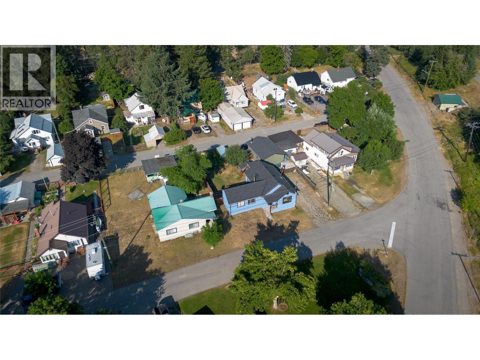 4 102ND Avenue - 40