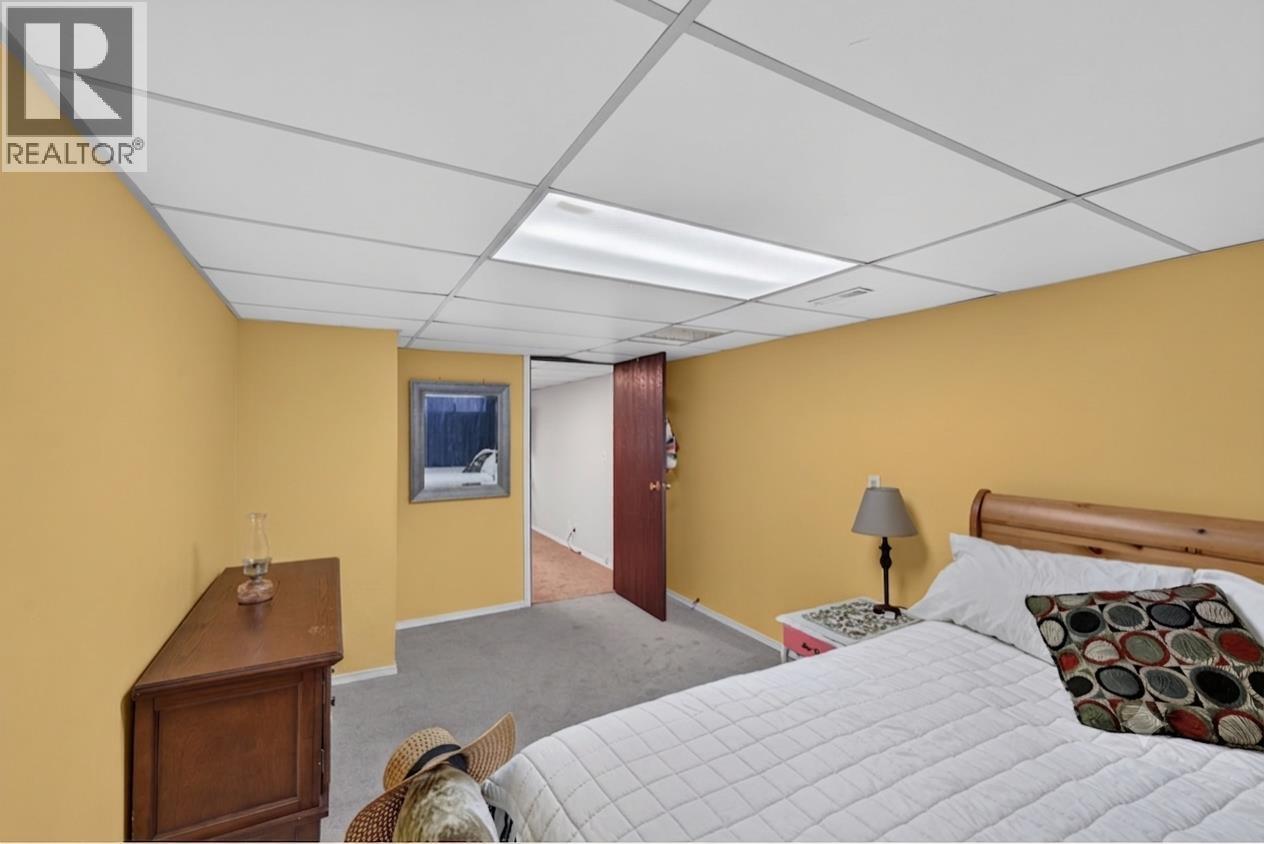 9616 PEACE RIVER ROAD, Fort St. John