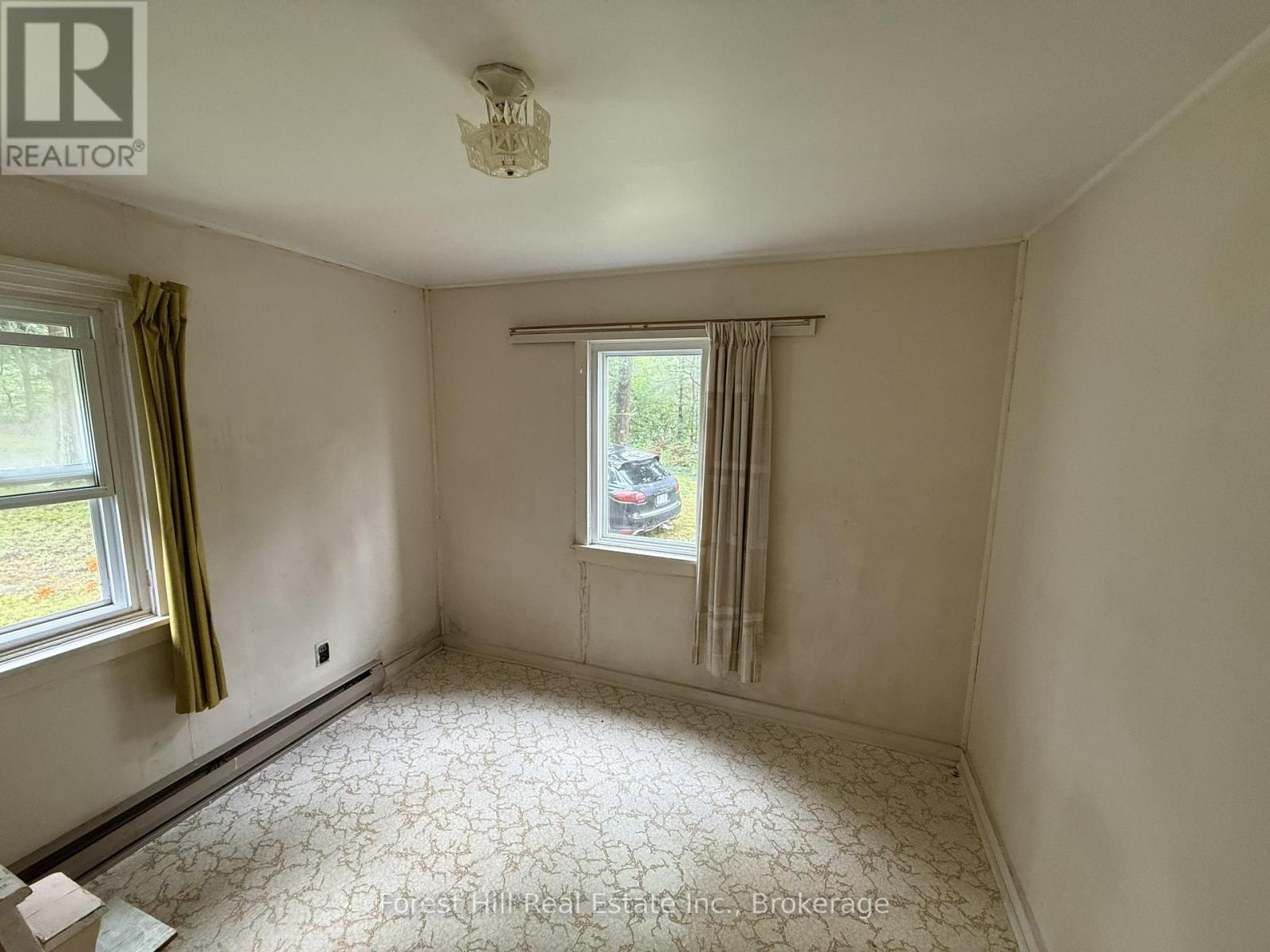 1033 GREY STREET - Image 20