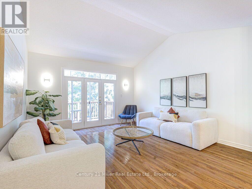 #19 1169 DORVAL DRIVE - 17