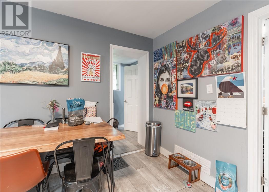 287 Van Horne Street - 11