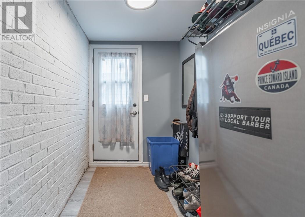 287 Van Horne Street - 22