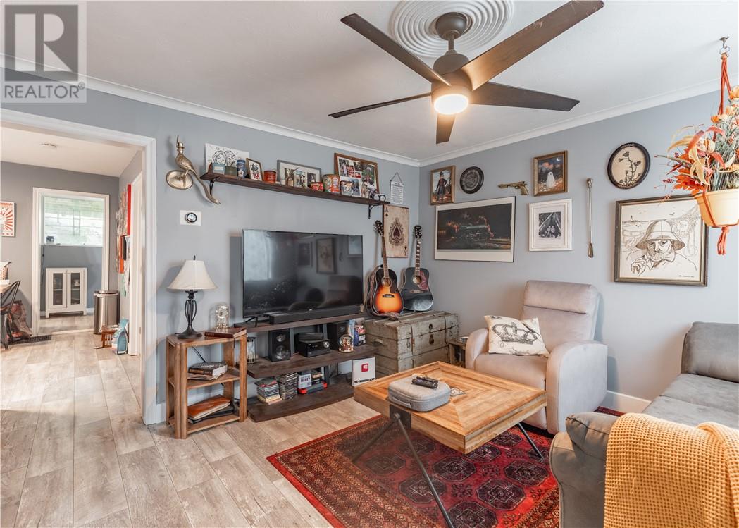 287 Van Horne Street - 4