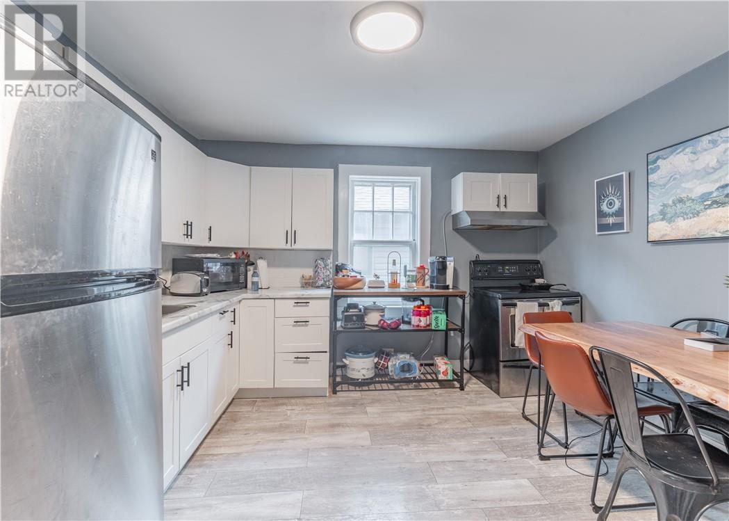 287 Van Horne Street - 8