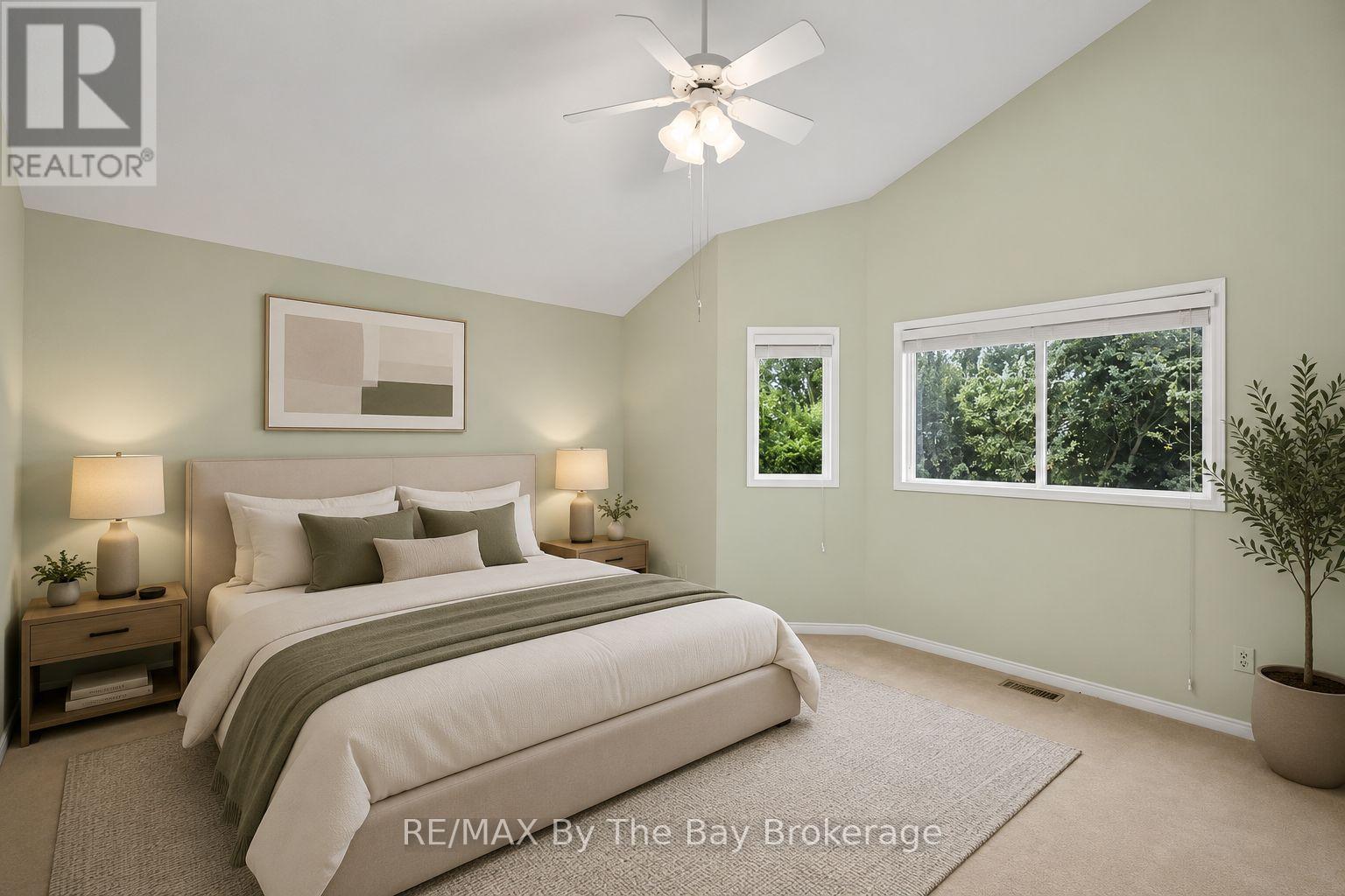 12 GOLDSMITH PLACE - 23