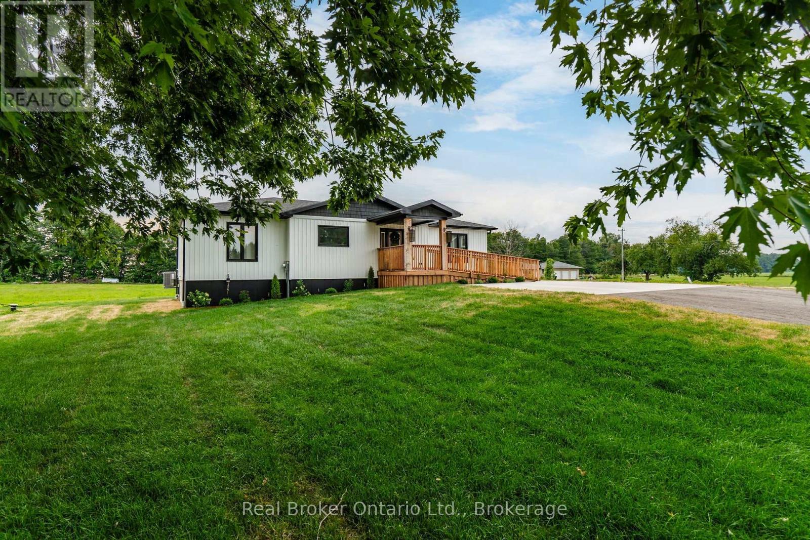 597 LAFONTAINE  ROAD W - 2