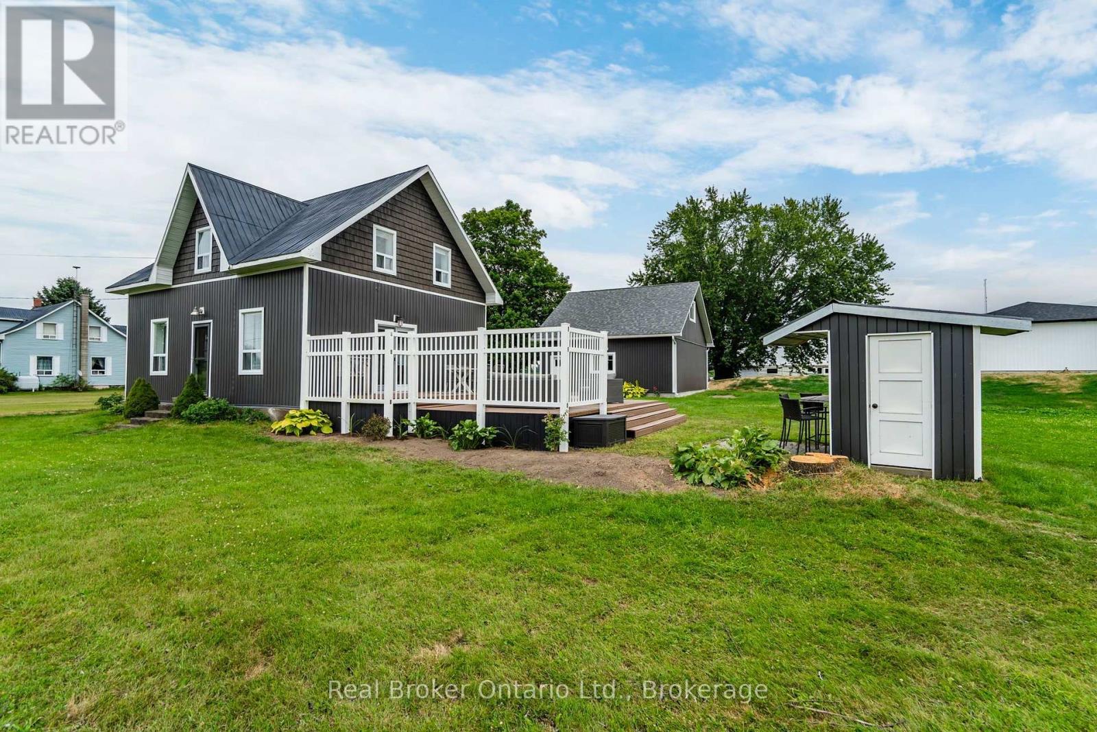 597 LAFONTAINE ROAD W - 23