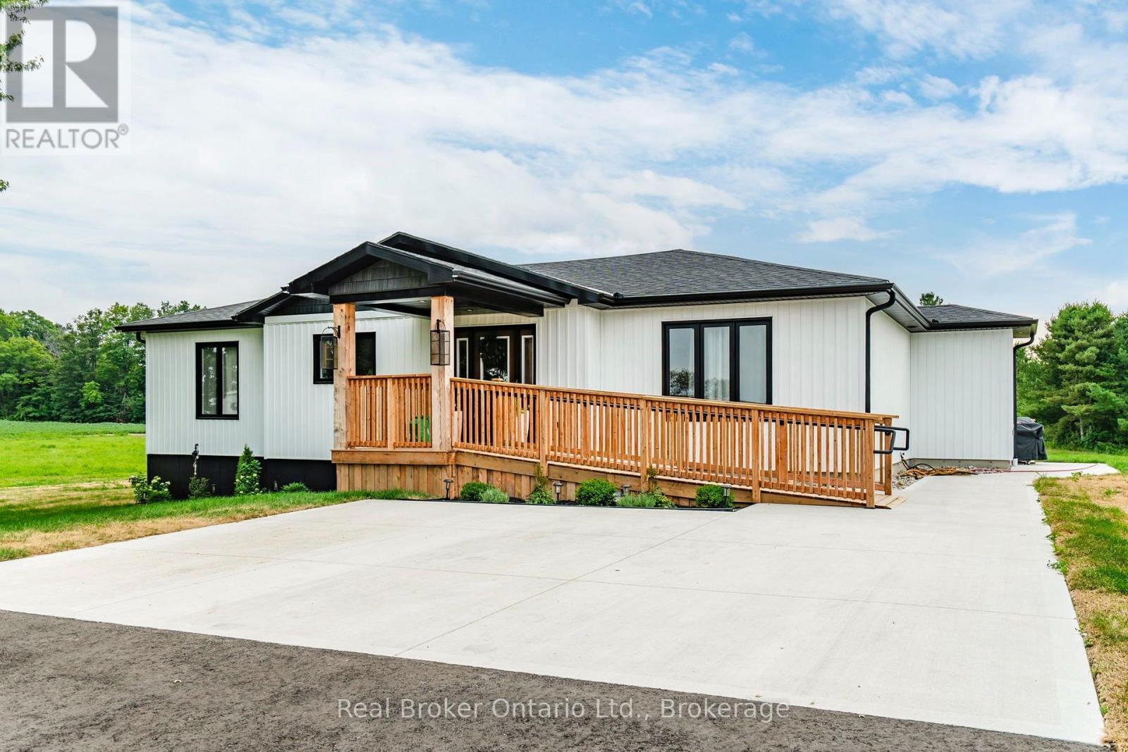 597 LAFONTAINE ROAD W - 3