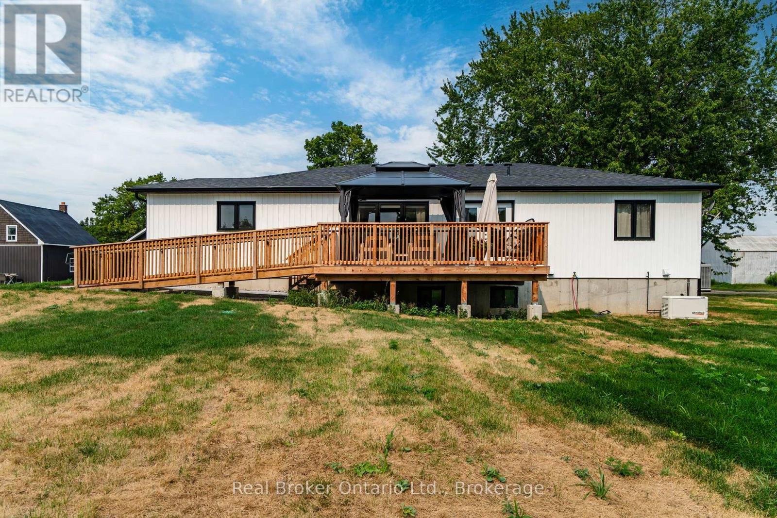 597 LAFONTAINE  ROAD W - Image 47