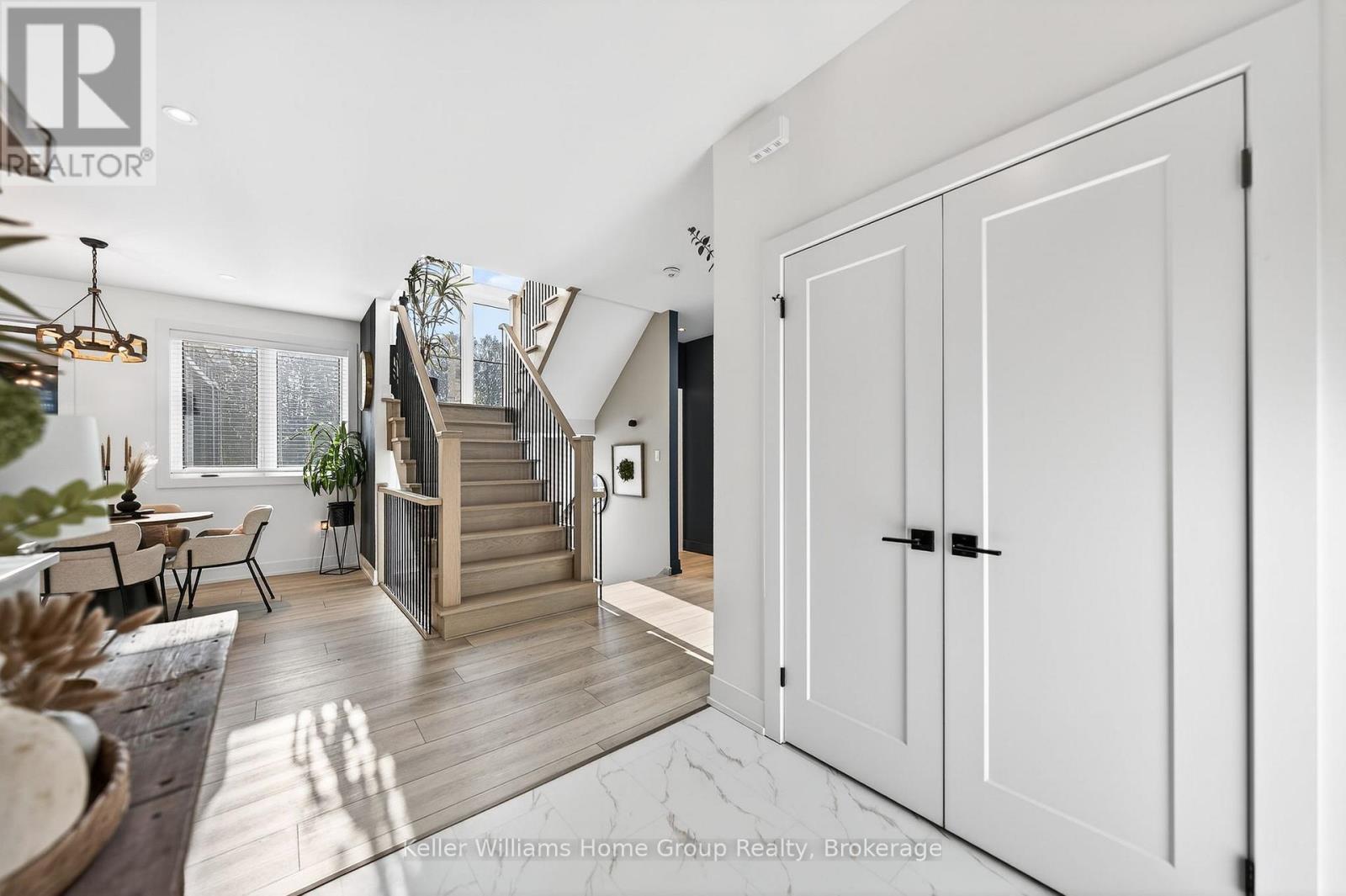 801 WATSON ROAD S - Image 11