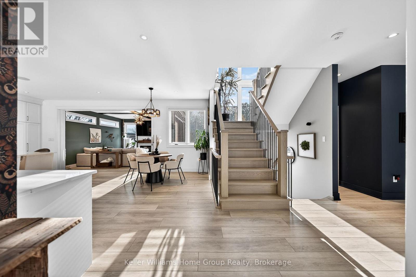 801 WATSON ROAD S - Image 12