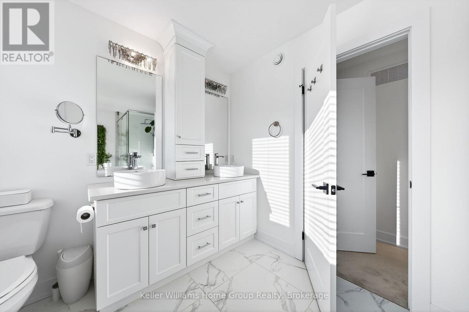 801 WATSON ROAD S - Image 33