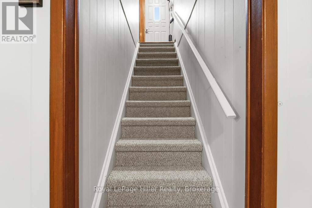 58 KEMP CRESCENT - 24
