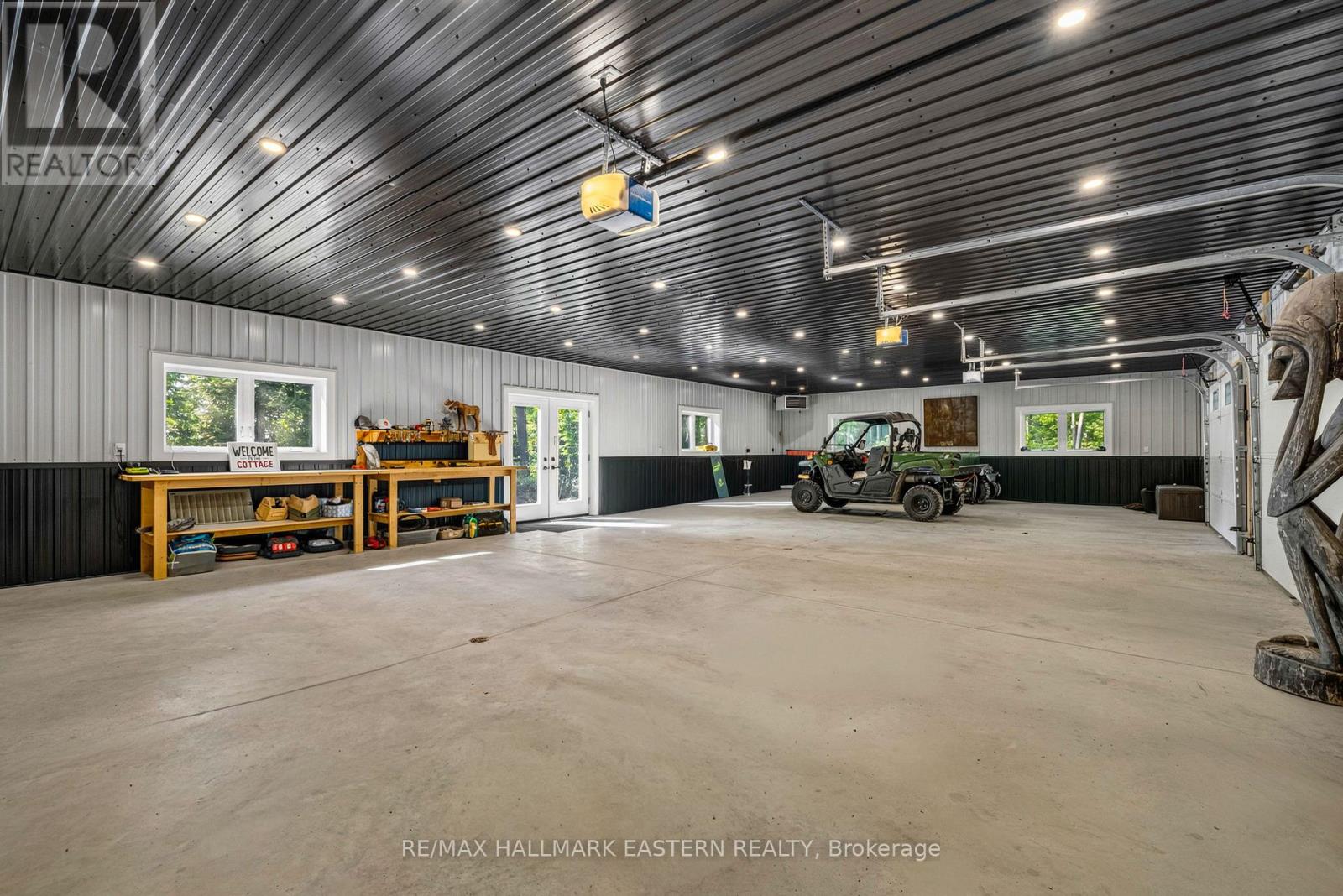 1052 TEDFORD LANE - 29
