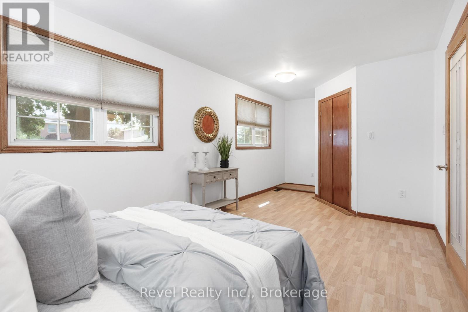 142 SANDERLING CRESCENT - 23