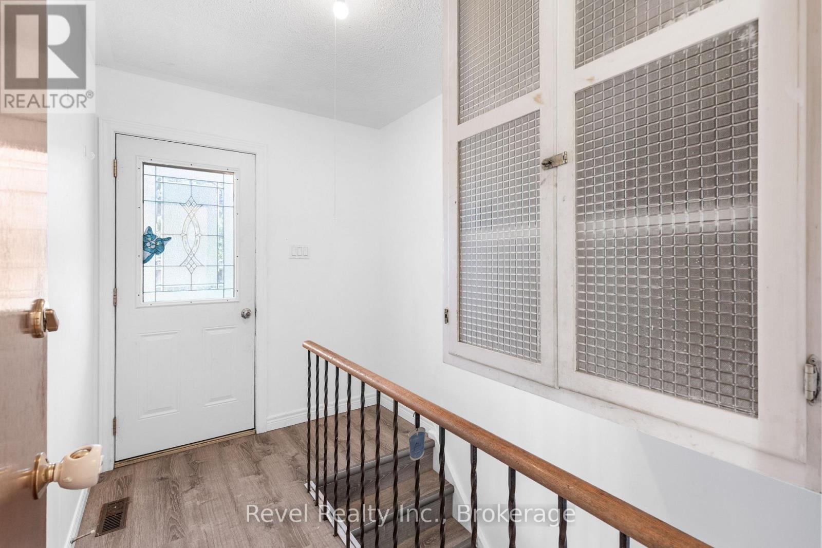 142 SANDERLING CRESCENT - 28