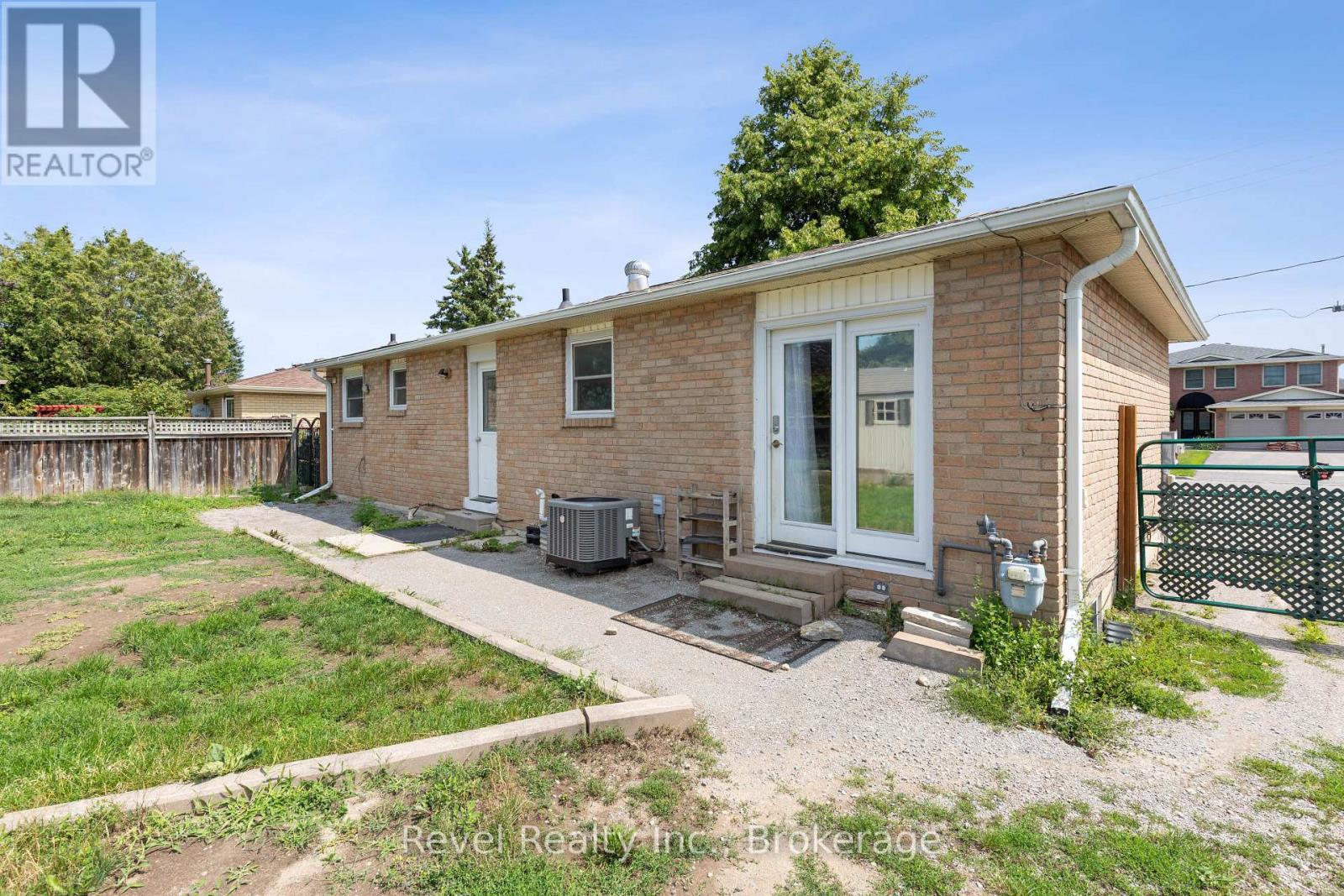 142 SANDERLING CRESCENT - 46