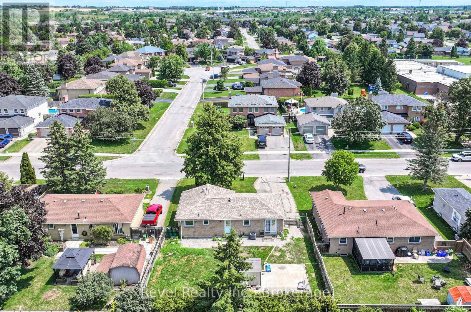 142 SANDERLING CRESCENT - 47