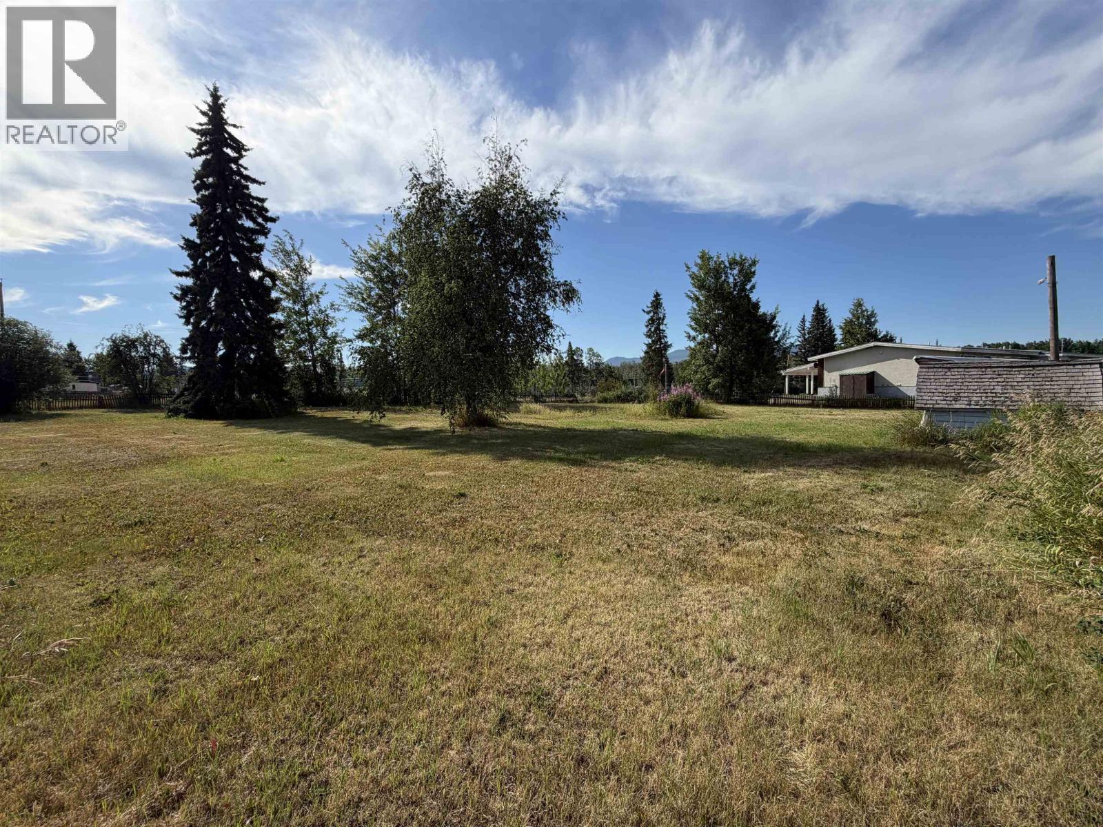 9 FRANCOIS DRIVE, Fraser Lake