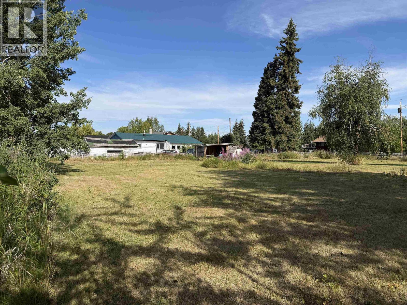 9 FRANCOIS DRIVE, Fraser Lake