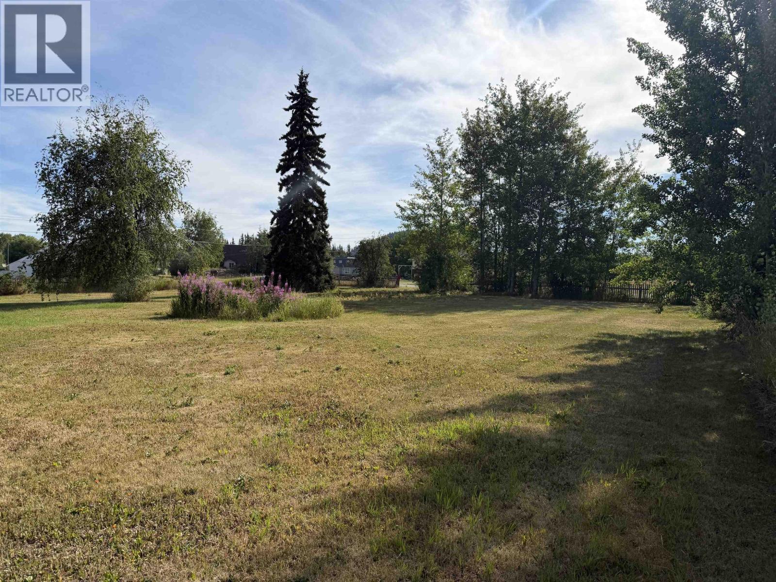 9 FRANCOIS DRIVE, Fraser Lake
