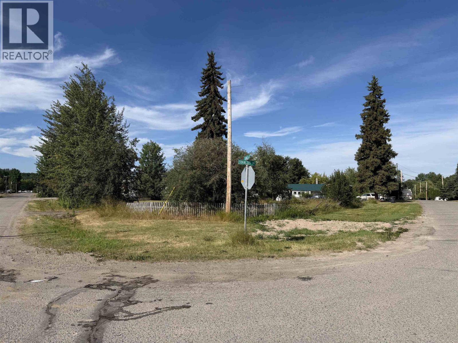 9 FRANCOIS DRIVE, Fraser Lake