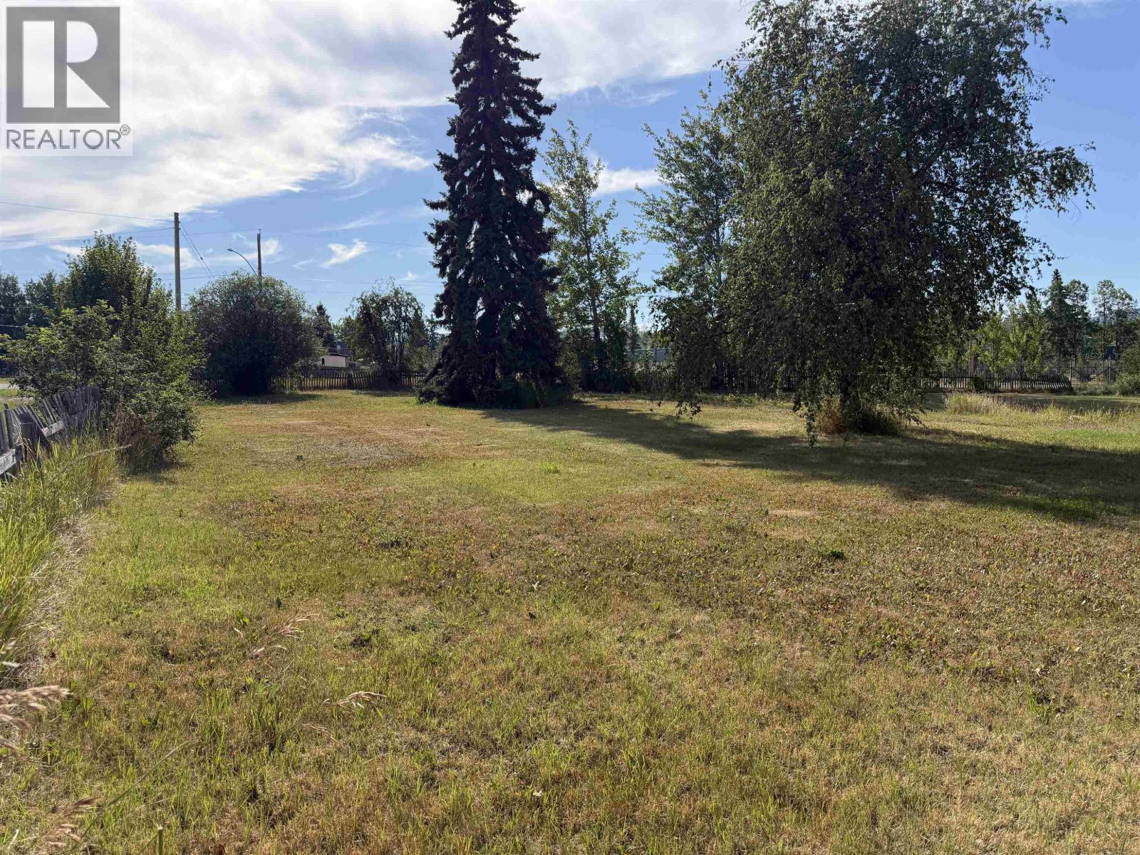 9 FRANCOIS DRIVE, Fraser Lake