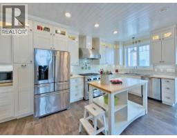 Primary Bedroom - 42015 Rr280, Hill Spring, AB T0K1W0 Photo 8
