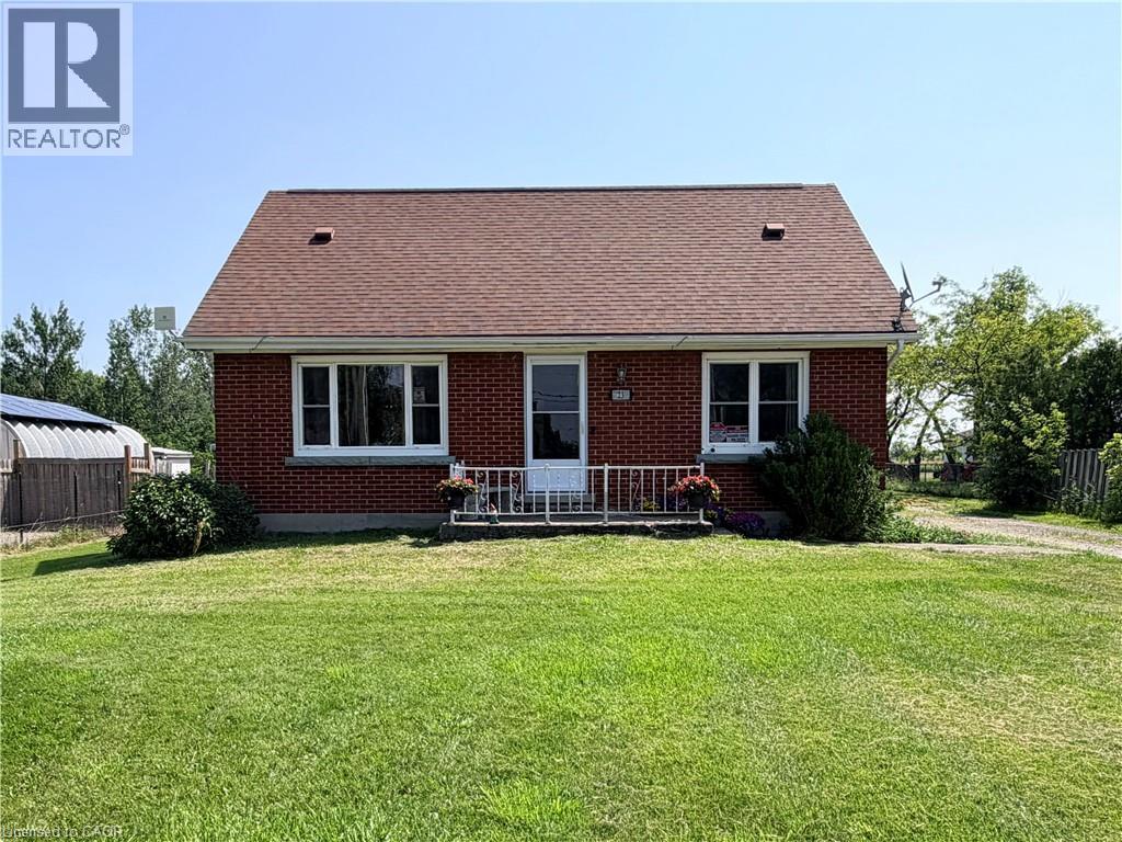 23 ERIE Avenue S - 2