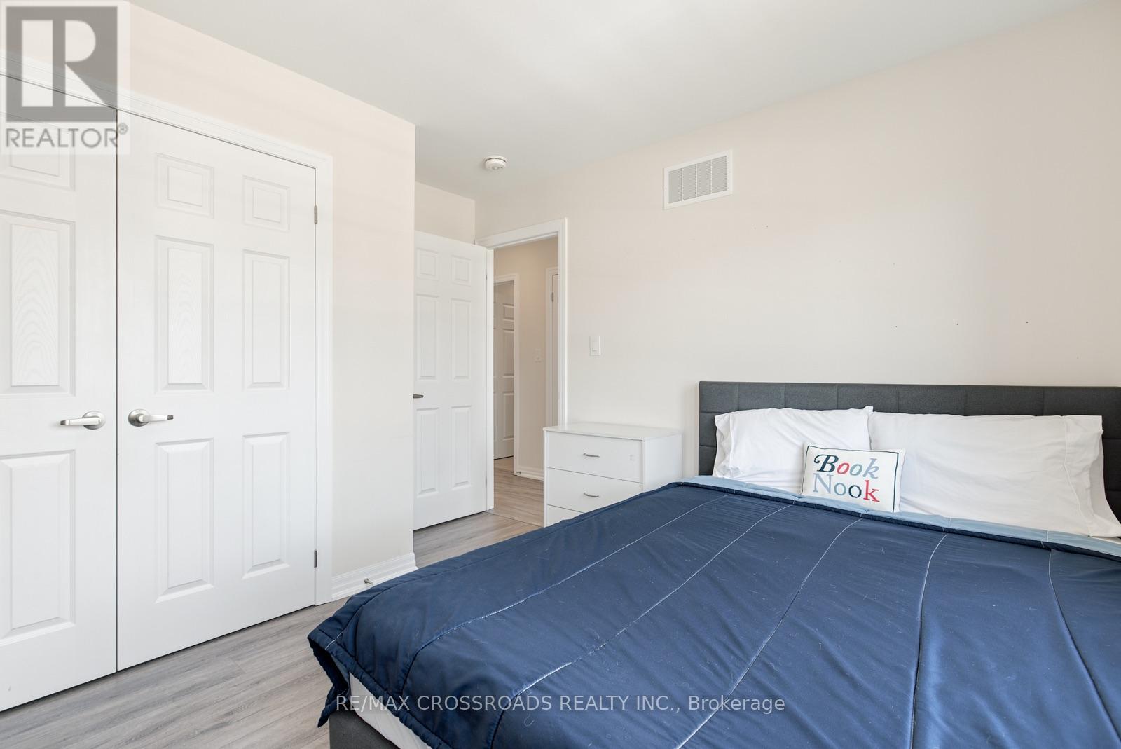 47 ED EWERT AVENUE - 26