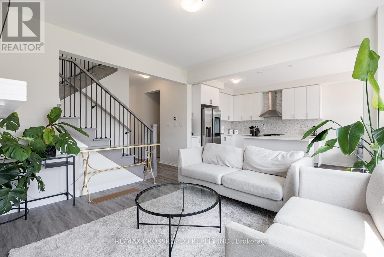 47 ED EWERT AVENUE - 7