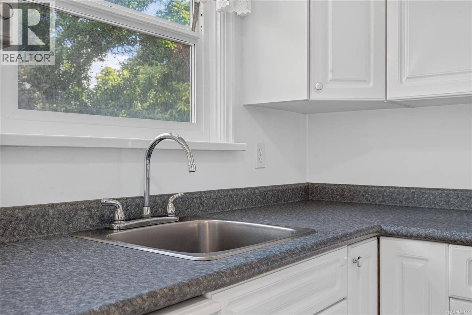 146 MEDANA St - 11