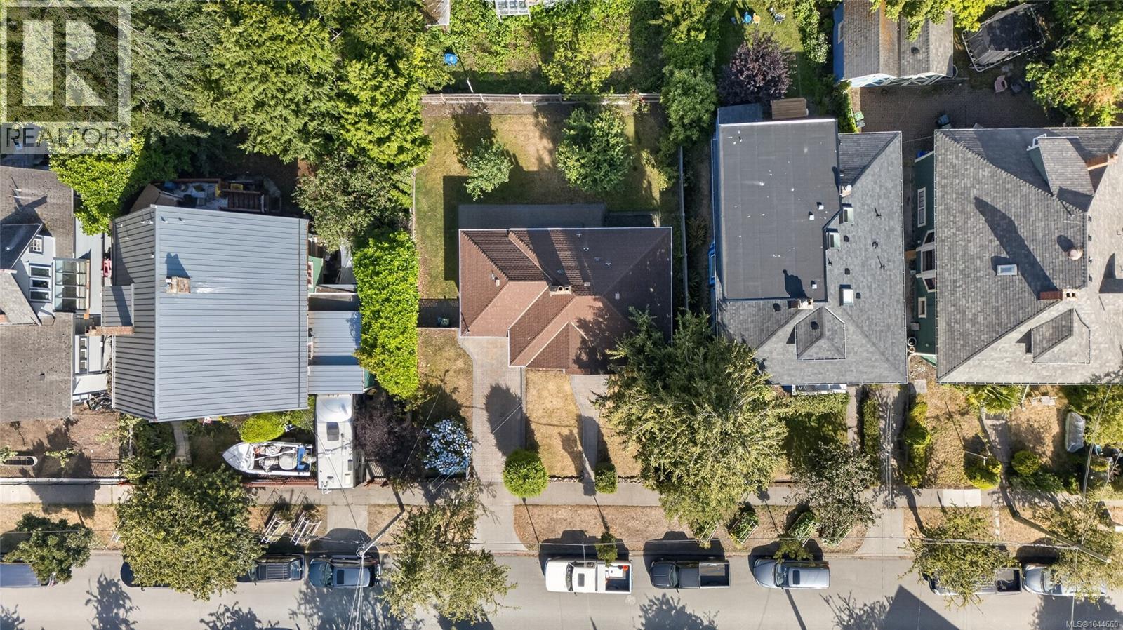 146 MEDANA St - 28