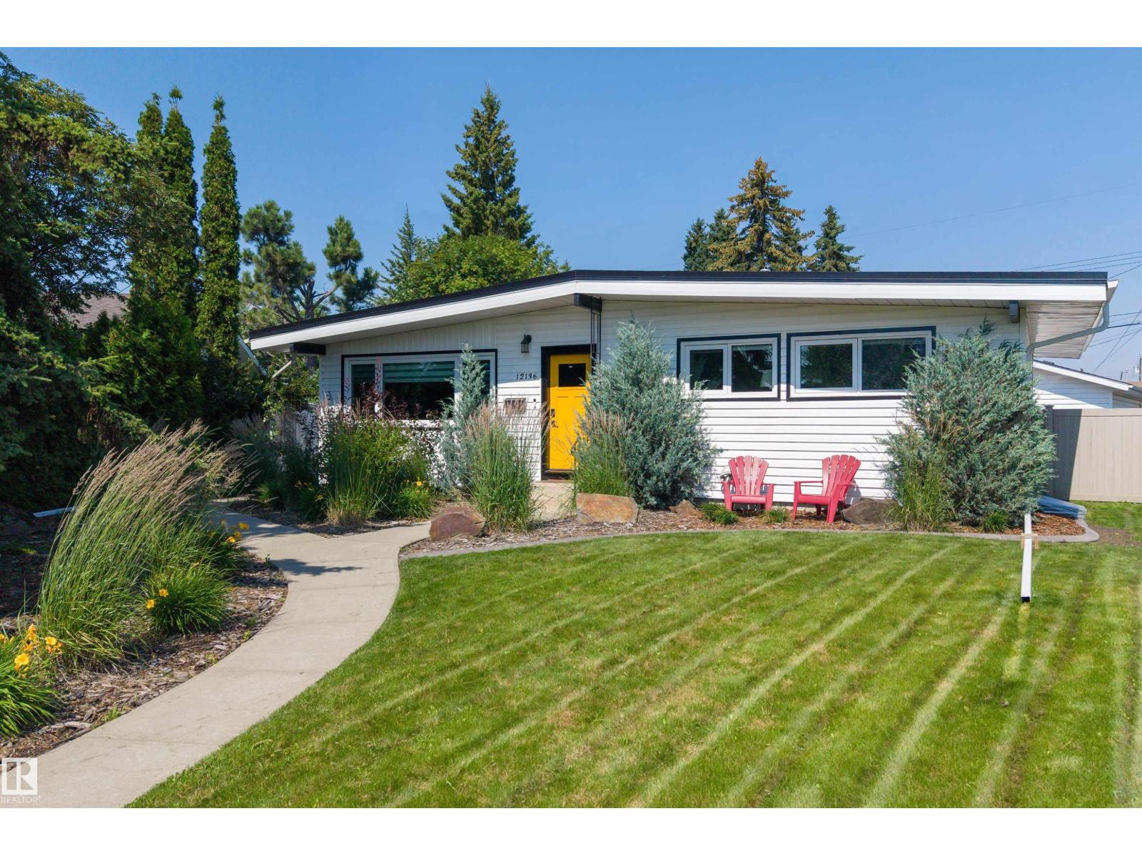 12136 135A AV NW, Kensington, Edmonton photo 1