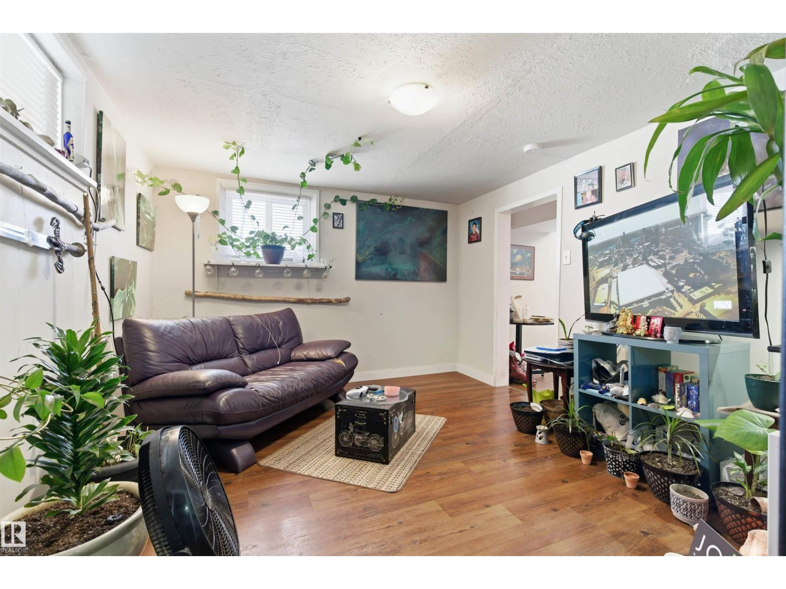 12758 117 ST NW - 12