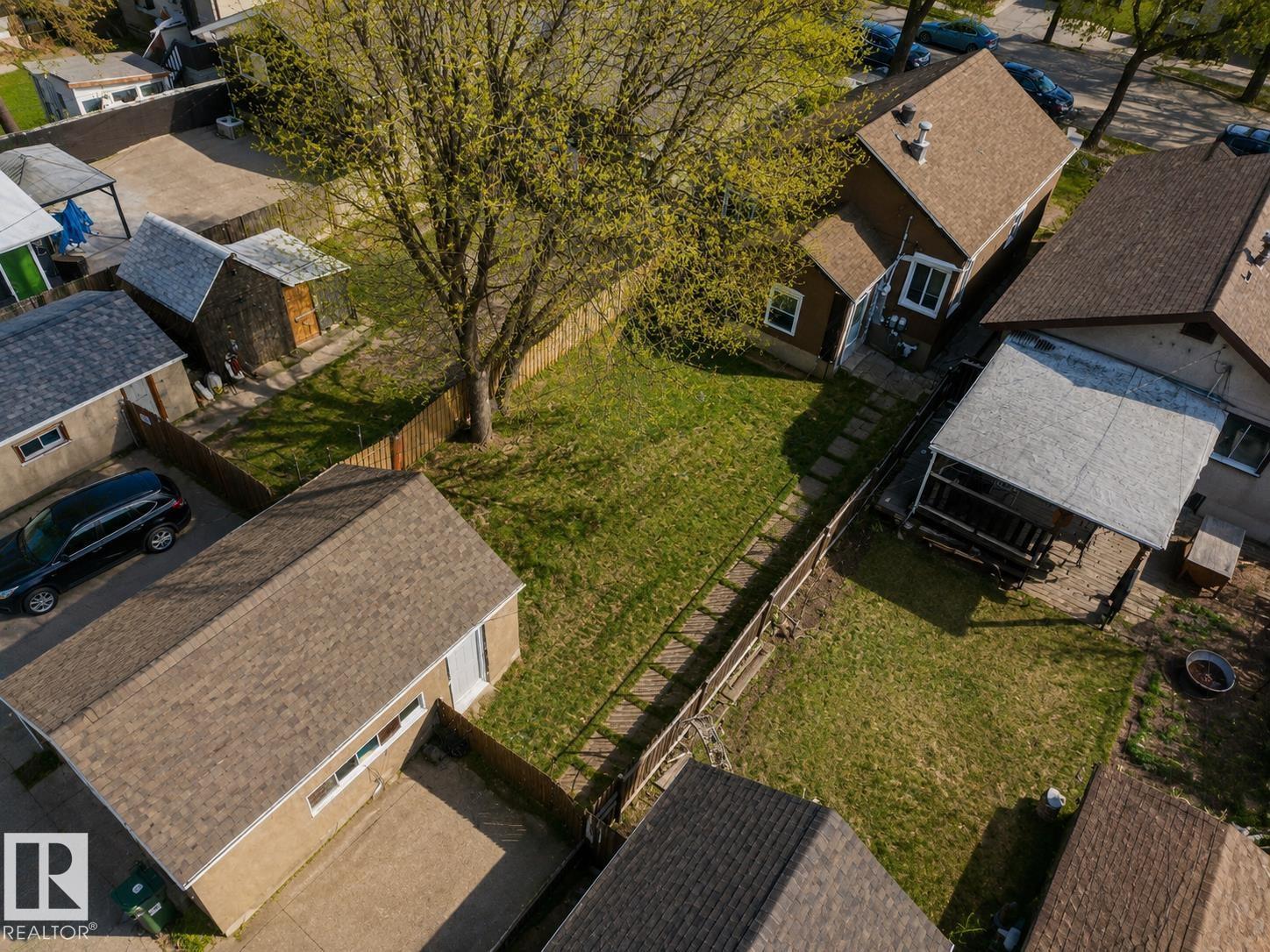 12758 117 ST NW, Calder, Edmonton photo 2