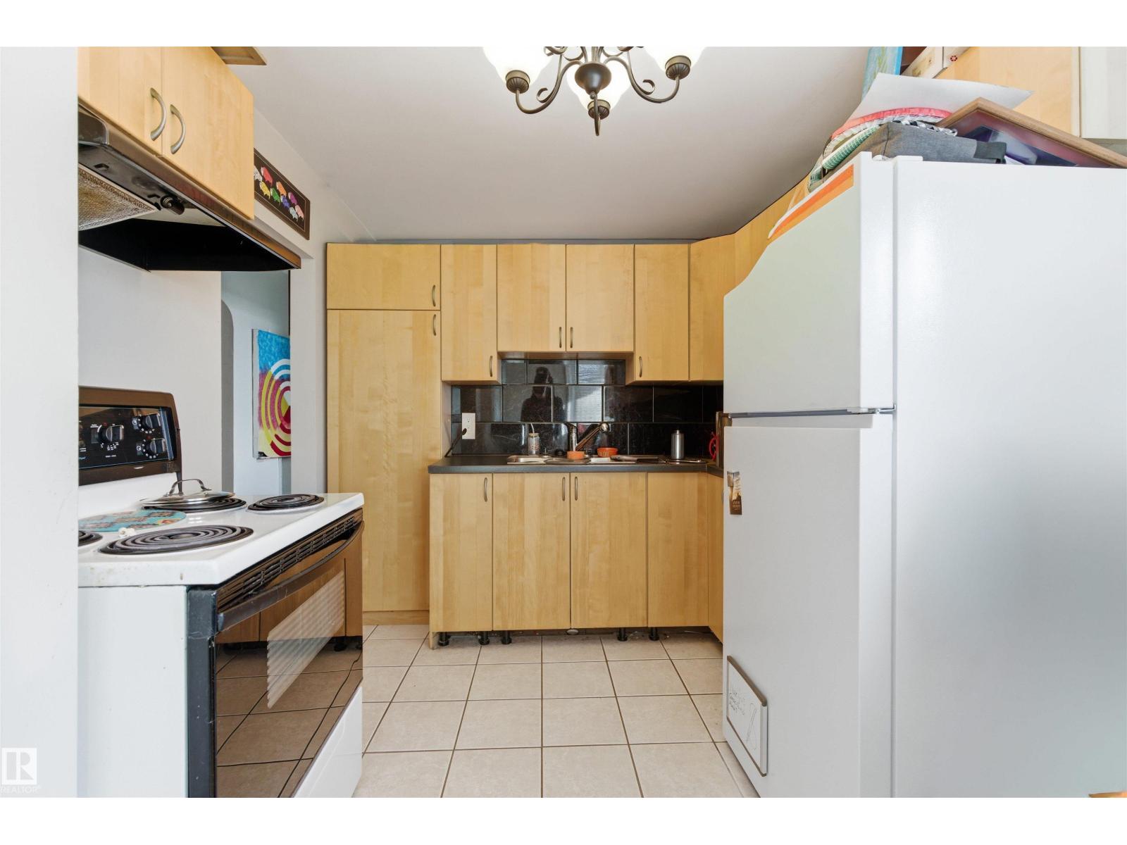12758 117 ST NW, Calder, Edmonton photo 3